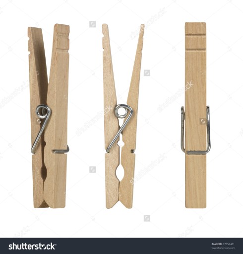 wooden-clothes-pin-with-path-clothes-clip-1500_1566